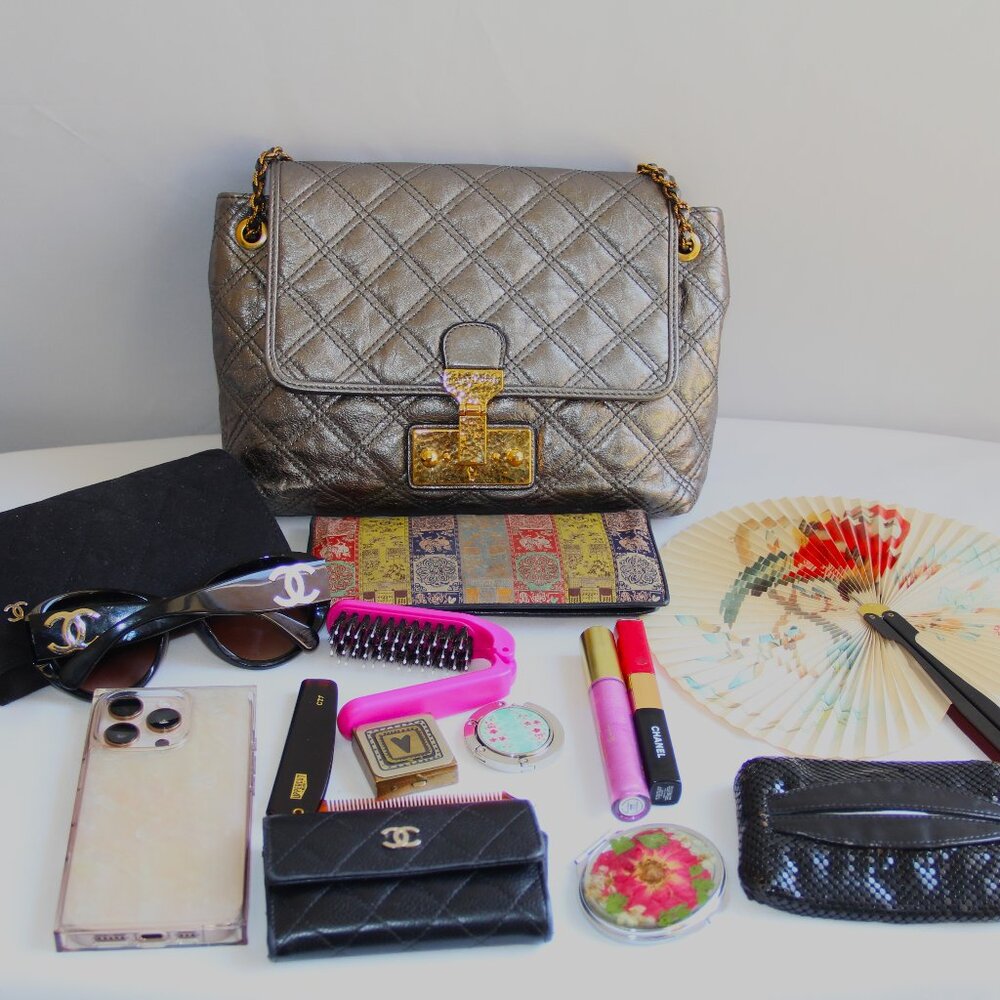 Marc Jacobs Quilted Metallic Leather Crossbody Bag. Gorgeous RARE
